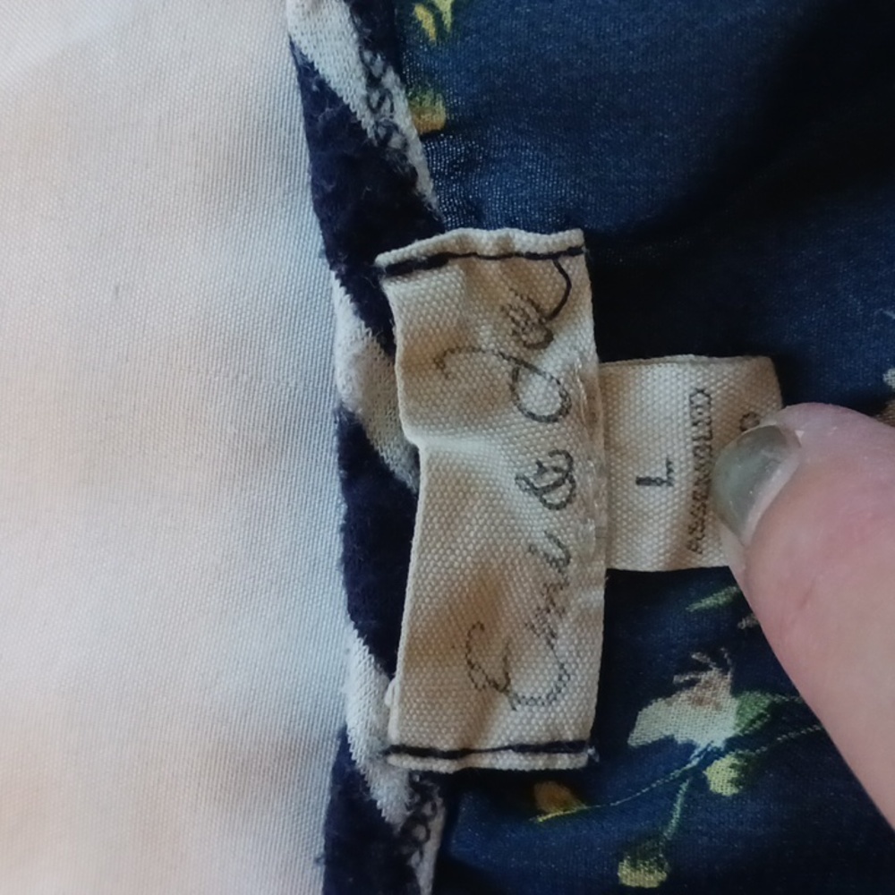 Shirt - Picture 2 of 4